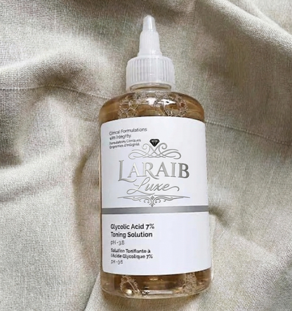 Laraib Luxe Glycolic Acid 7% Toning Solution – 240ml